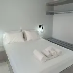 Lava Prive Apartment Karterados (Santorini)