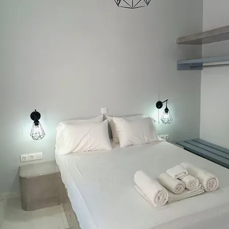 Lava Prive Apartament Karterados (Santorini)